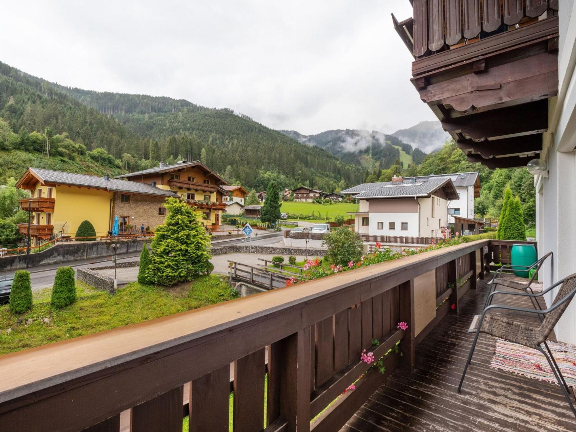 Beautiful Apartment In Zell Am See Near Ski Area Zell am See Exterior foto