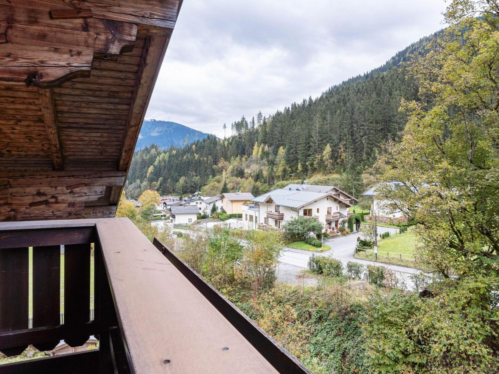 Beautiful Apartment In Zell Am See Near Ski Area Zell am See Exterior foto